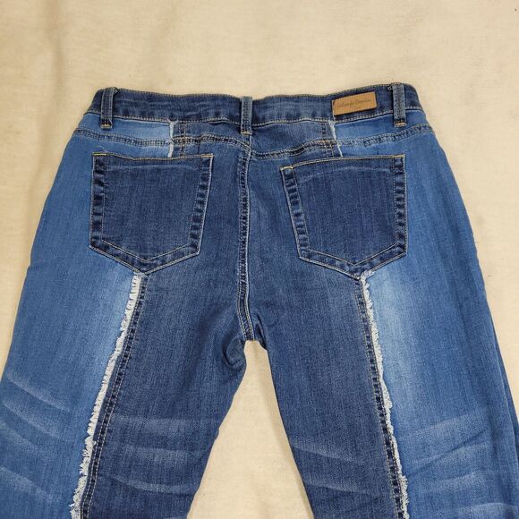 Salvaje Denim Jeans Womens Size 15 Blue Distressed RN 152865 Embroidered Cotton - Picture 13 of 16